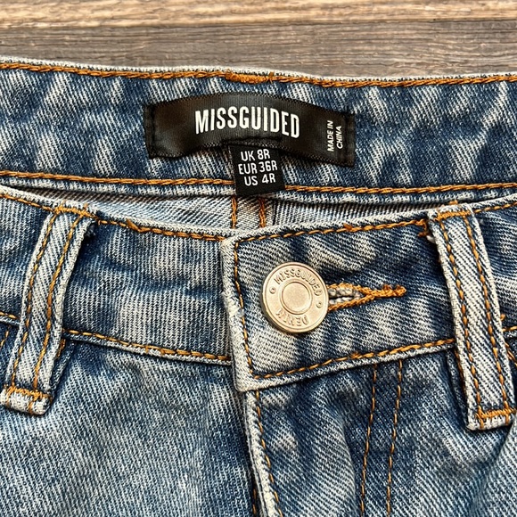 Missguided Distressed High Waisted Straight Leg Jeans - Picture 3 of 6